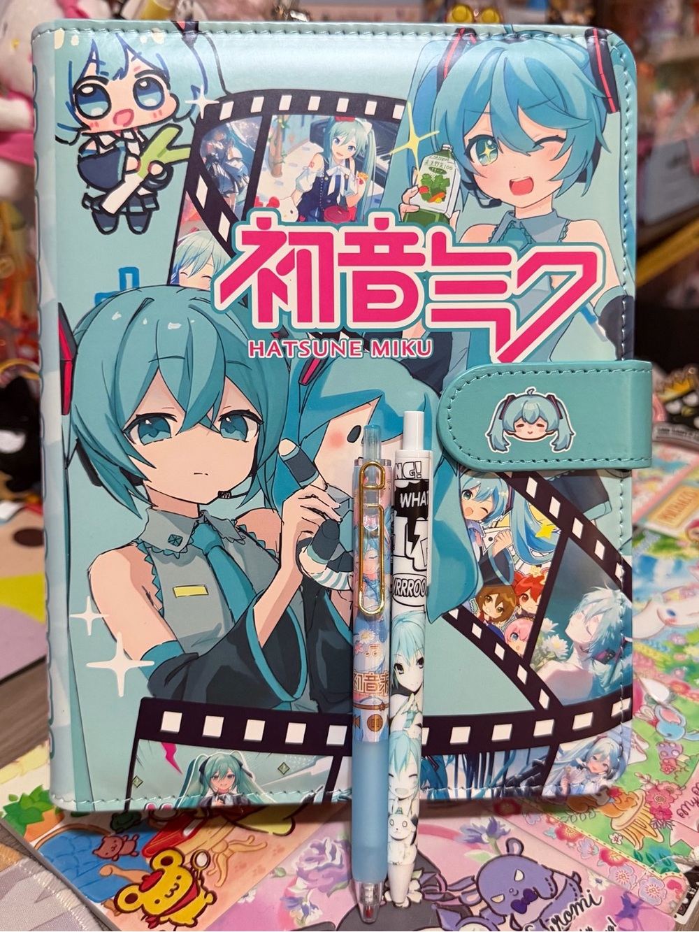 Hatsune Miku Notebook Binder